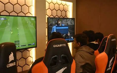 Five Best Gaming Zones in Kolkata .
